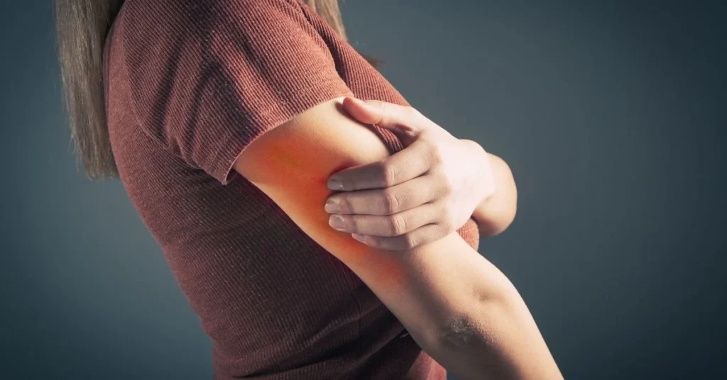 muscle-spasm-and-chronic-pain-treatment-with-spinal-decompression-therapy-in-ives-estates-arm