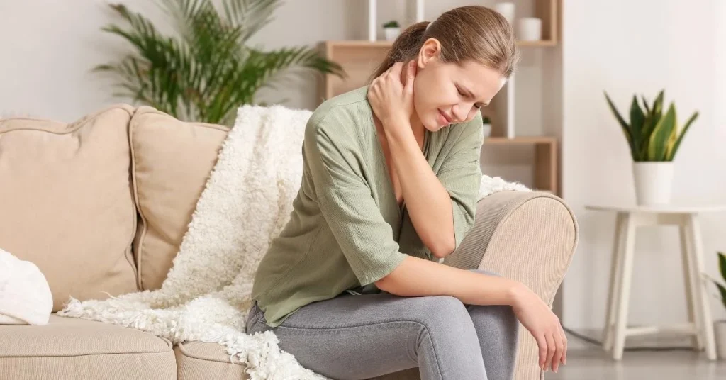 muscle-spasm-and-chronic-pain-treatment-with-spinal-decompression-therapy-in-ives-estates-neck